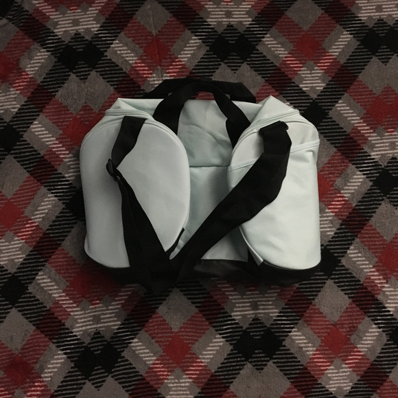 Women's Nike Team Duffle bag - Picture 3 of 4